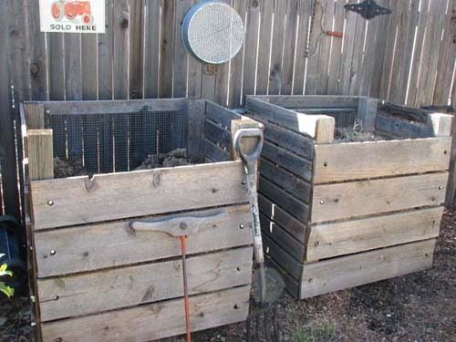 Cedar Board DIY Compost Bins | 45 DIY Compost Bins To Make For Your Homestead