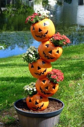 Tipsy Pumpkins | Outdoor Fall Decorating Ideas To Kick Off The Holiday Season
