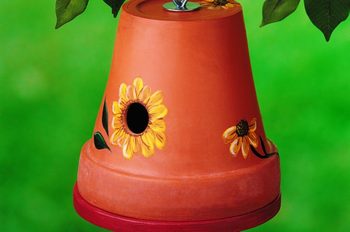Clay Pot DIY Birdhouse