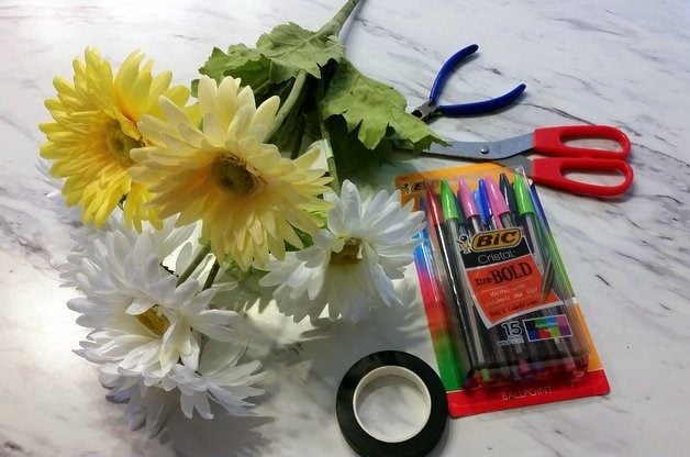 Easy DIY Flower Pens Craft