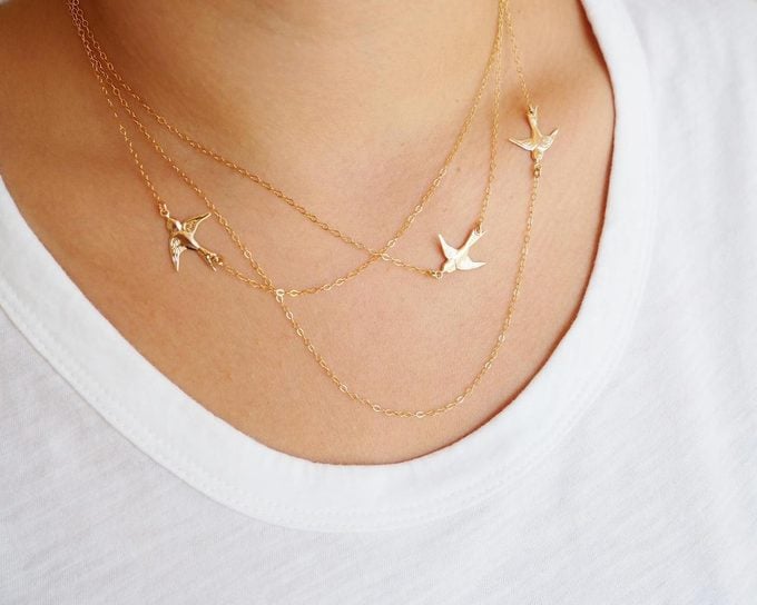 flying birds necklace